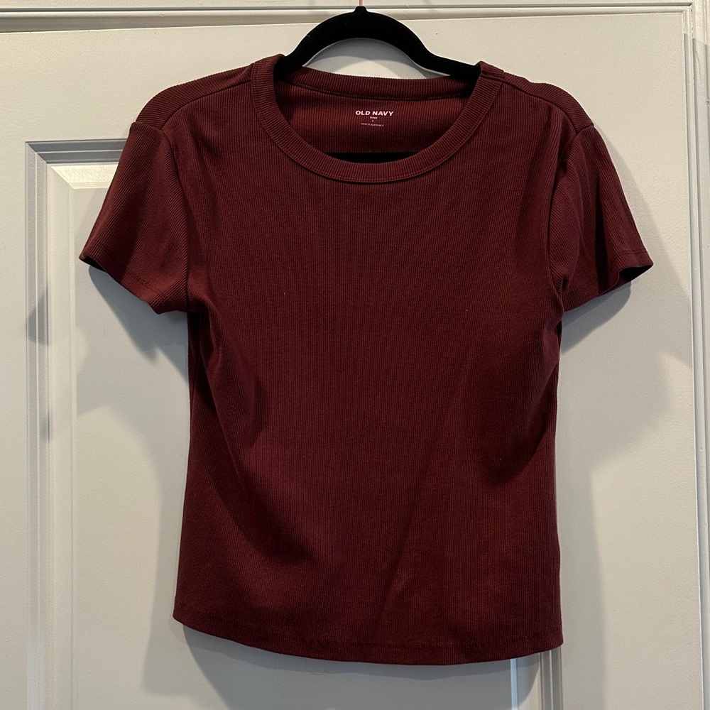 Old Navy Women's Burgundy Top, Size L